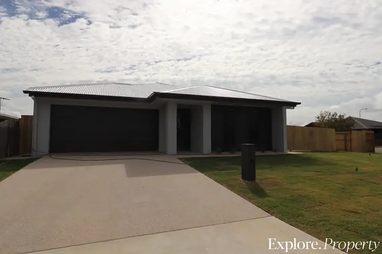 8 Coralie Court, Mirani QLD 4754