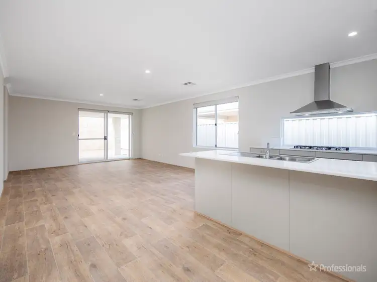 15 Bagnoles Way, Alkimos WA 6038