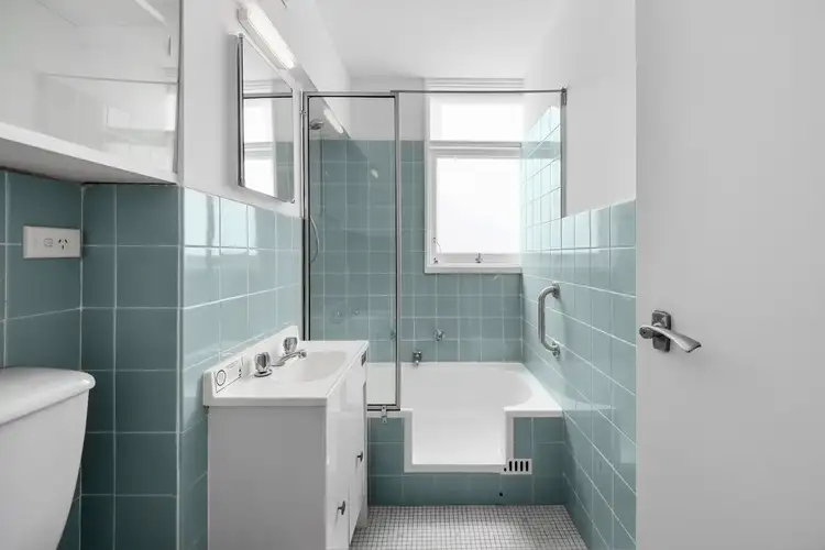 Sixth view of Homely studio listing, 19/51-59 Roslyn Gardens, Elizabeth Bay NSW 2011