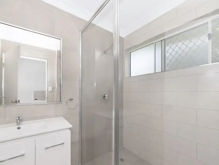 Fifth view of Homely house listing, 1/9 Clarendon Street, Hyde Park QLD 4812