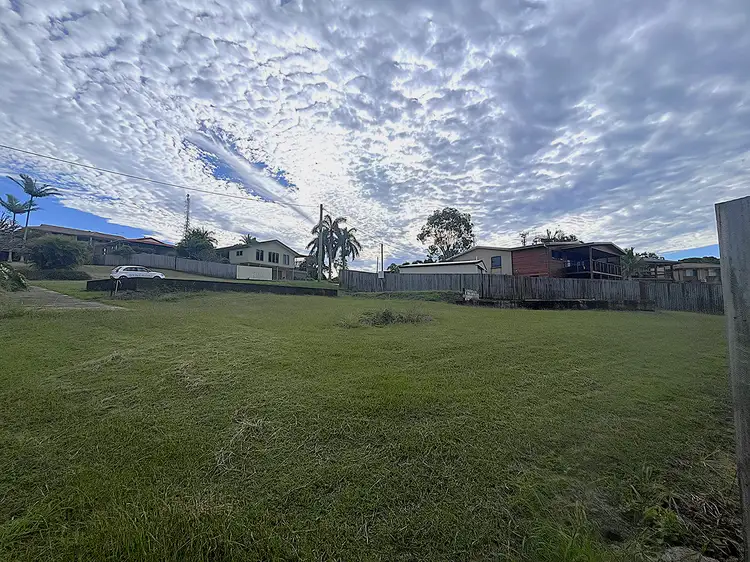 Fourth view of Homely land listing, 4 Heathwood Crescent, Qunaba QLD 4670