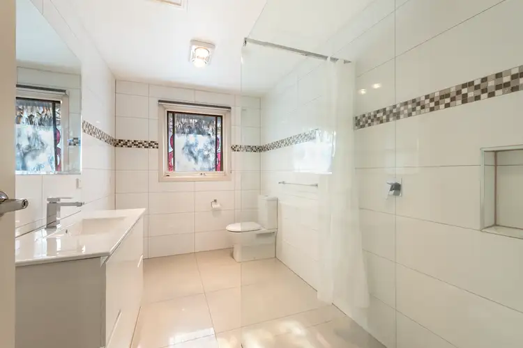 Fifth view of Homely unit listing, 2/12 Moncoe Street, Boronia VIC 3155