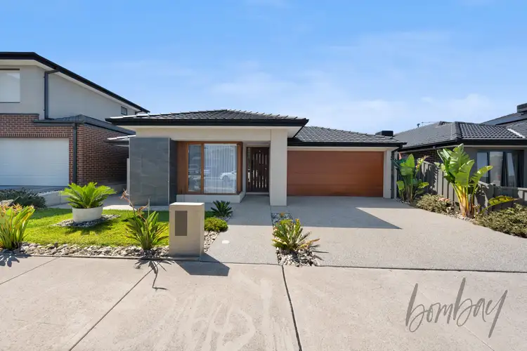 Second view of Homely house listing, 5 Shale Way, Wollert VIC 3750