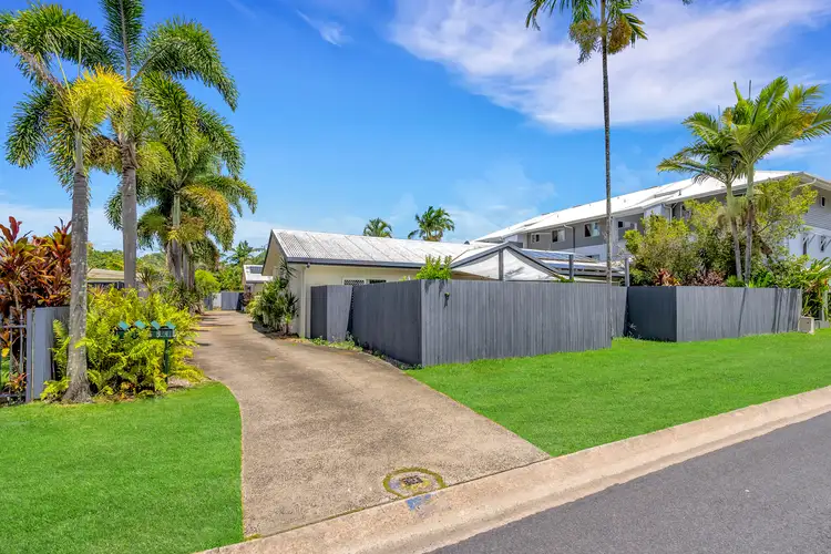 4/4 Golden Grove Drive, Bentley Park QLD 4869