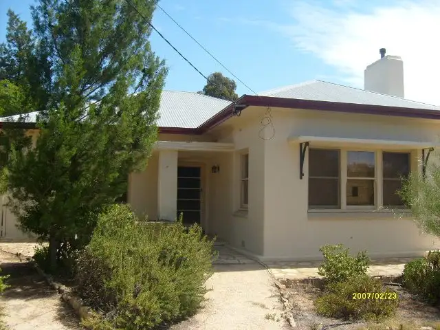 9 McMillan Street, Loxton SA 5333