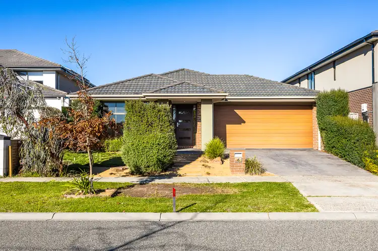 6 Pedigree Grove, Cranbourne East VIC 3977