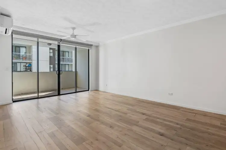 Main view of Homely unit listing, 418/803 Stanley Street, Woolloongabba QLD 4102