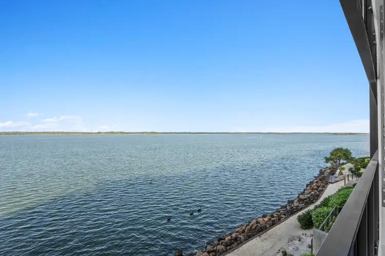 26304 Ephraim Island, Paradise Point QLD 4216