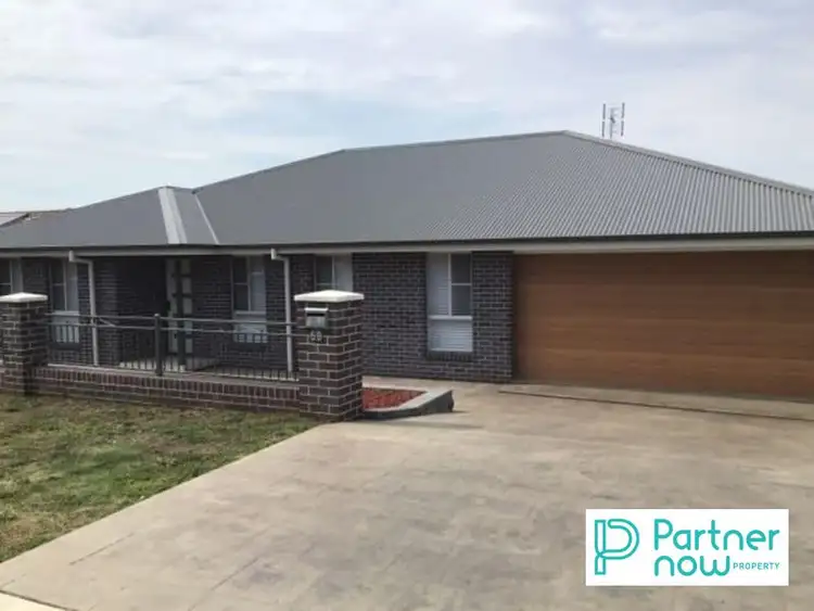 5B Carmichael Avenue, Tamworth NSW 2340