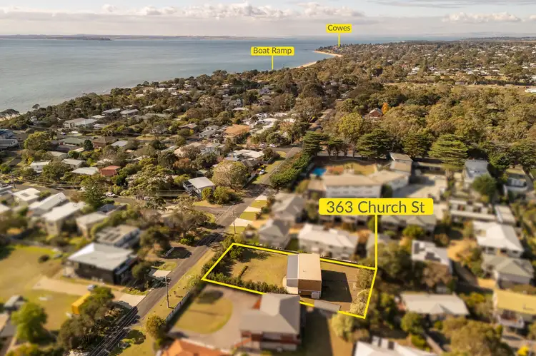 363 Church Street, Cowes VIC 3922