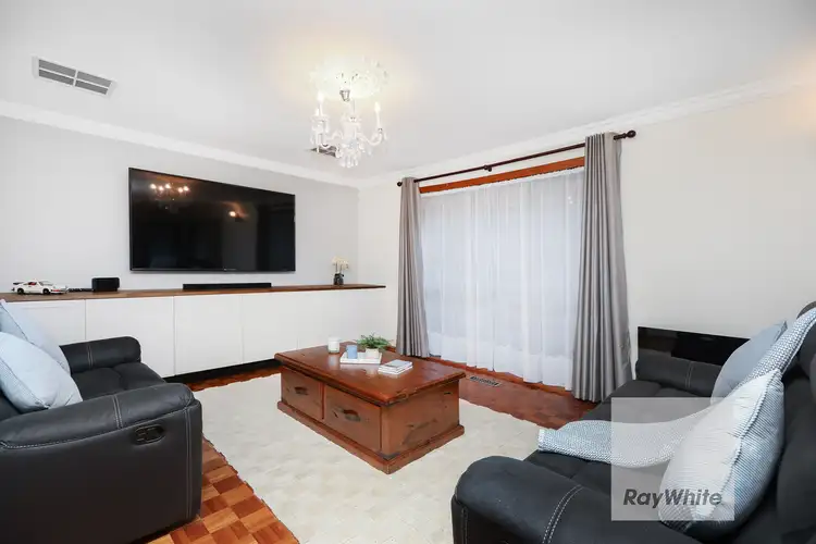Sixth view of Homely house listing, 1 Van Court, Gladstone Park VIC 3043