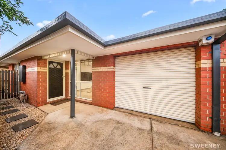 2/16 Harrison Court, Altona Meadows VIC 3028