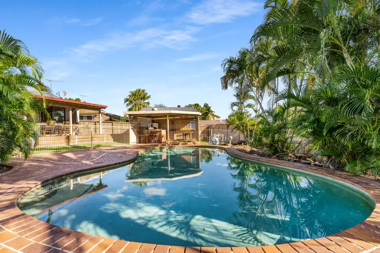 27 Blenheim Crescent, Yamanto QLD 4305