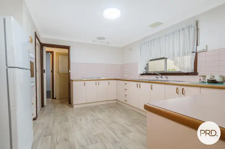 Fourth view of Homely house listing, 10 Lawrence Street, Wodonga VIC 3690