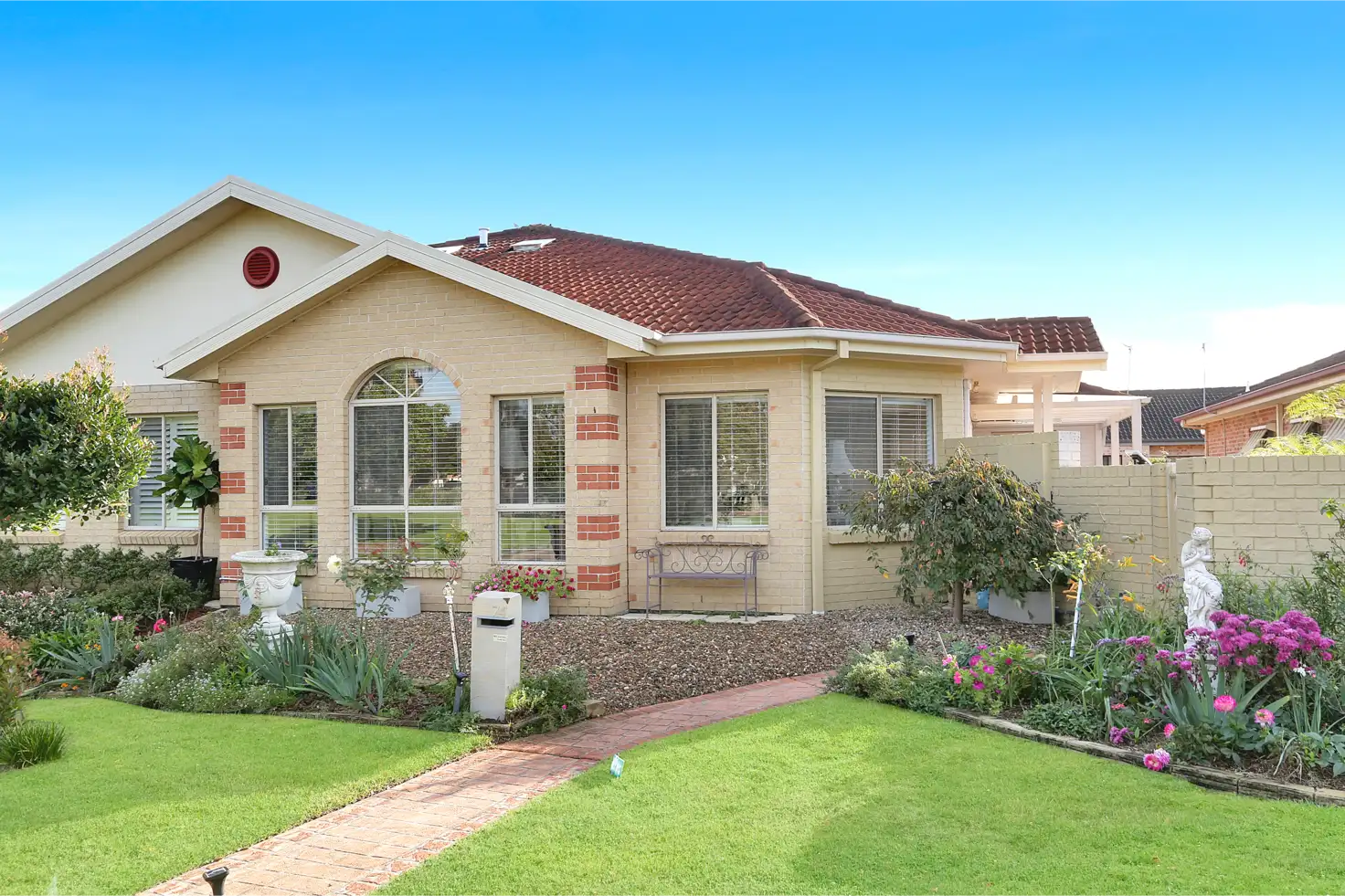 Main view of Homely semi-detached listing, 74 Stanthorpe Drive, Kanahooka NSW 2530