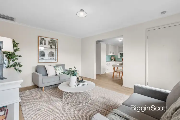 Fourth view of Homely house listing, 1 Bouvardia Crescent, Frankston North VIC 3200