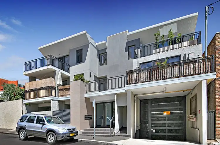 Main view of Homely apartment listing, 4/27-29 Marsden Street, Camperdown NSW 2050