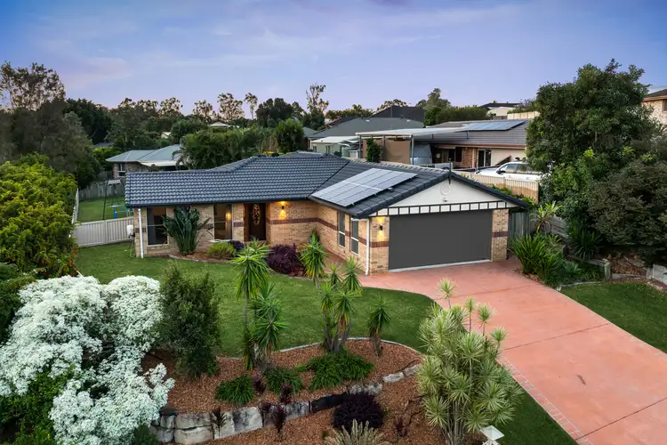 2 Cassowary Court, Flinders View QLD 4305