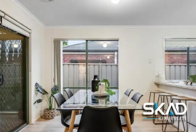 Third view of Homely house listing, 6 Appin Close, Craigieburn VIC 3064