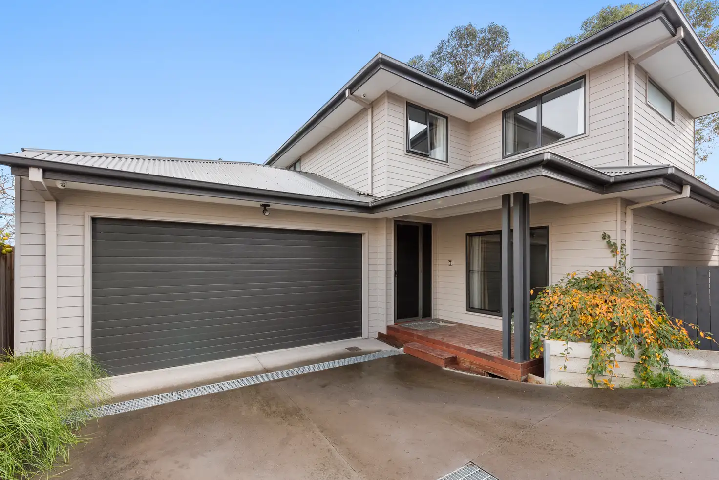 Main view of Homely townhouse listing, 2/72 Campbell Street, Heathmont VIC 3135