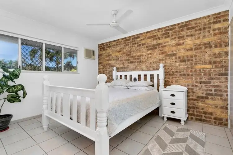 Fifth view of Homely unit listing, 4/69 Pease Street, Manoora QLD 4870