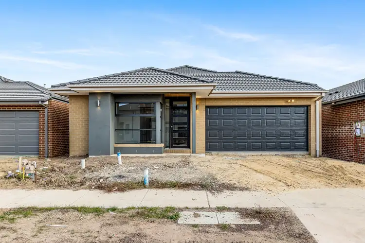 75 Watercolour Boulevard, Clyde North VIC 3978