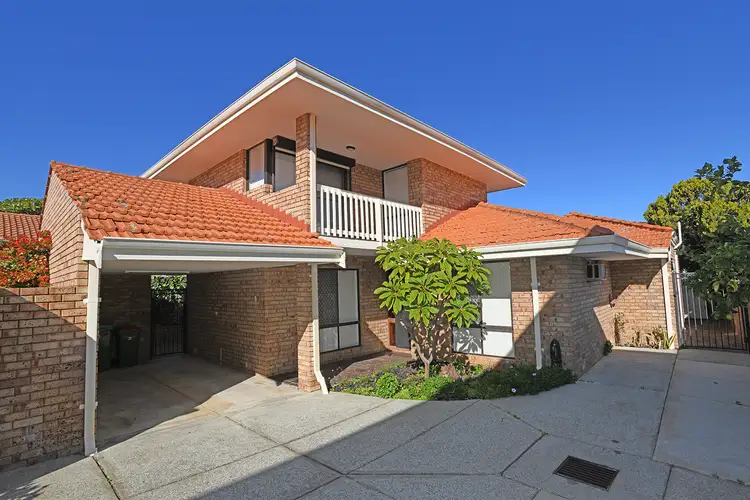 3/2 Kanimbla Street, Bicton WA 6157