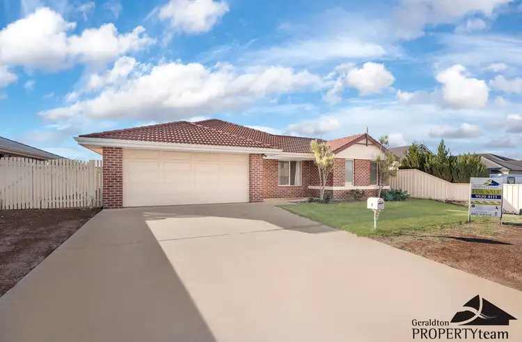 7 Colonen Street, Wandina WA 6530