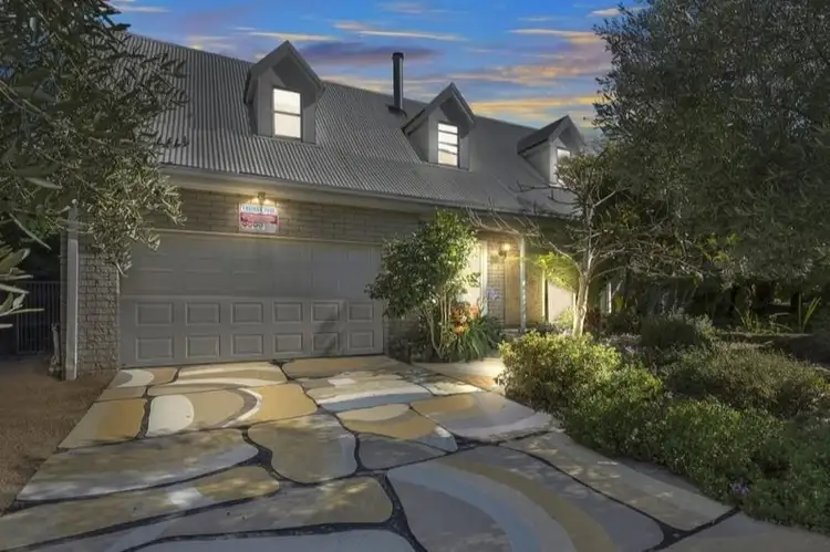 100 Viewbank Road, Newnham TAS 7248