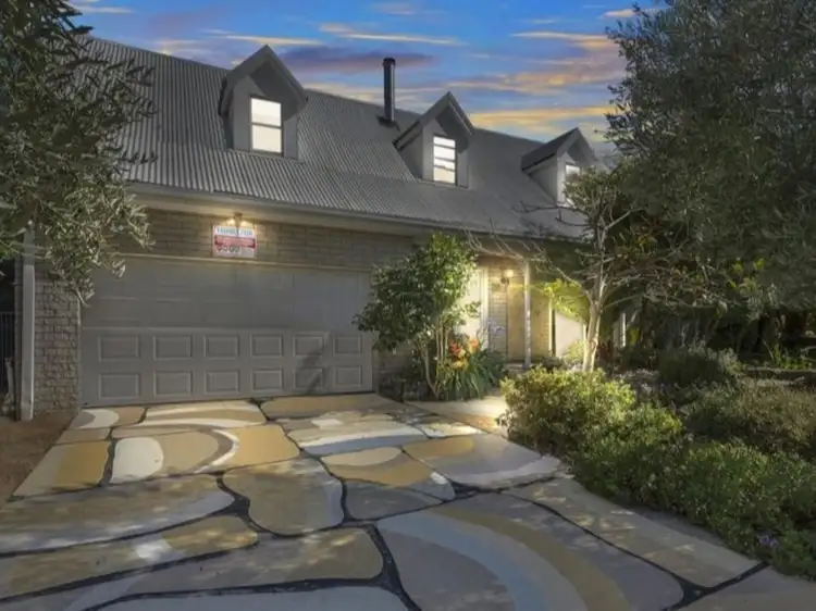 100 Viewbank Road, Newnham TAS 7248