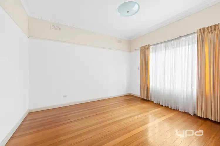 Fifth view of Homely house listing, 31 West Esplanade, St Albans VIC 3021
