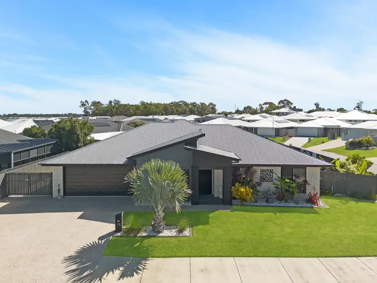 15 Oceanblue Boulevard, Pialba QLD 4655