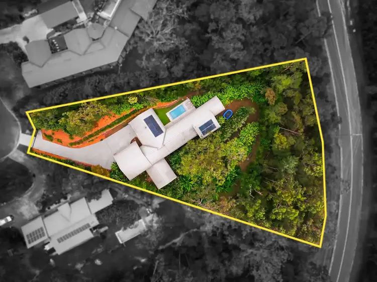 Fourth view of Homely house listing, 10 Tahlia Court, Bonogin QLD 4213