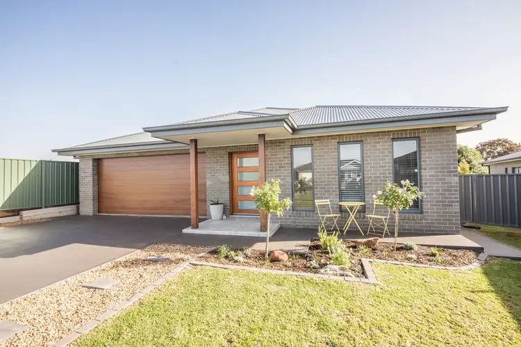 14 Sunningdale Close, Dubbo NSW 2830