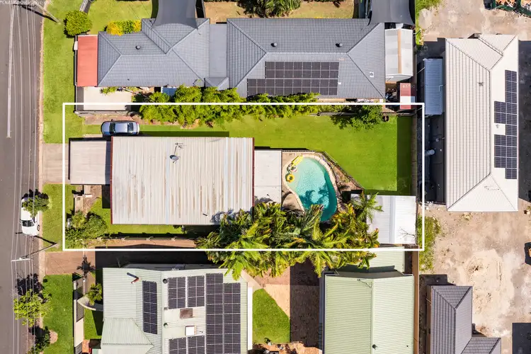 4 Terrigal Crescent, Southport QLD 4215