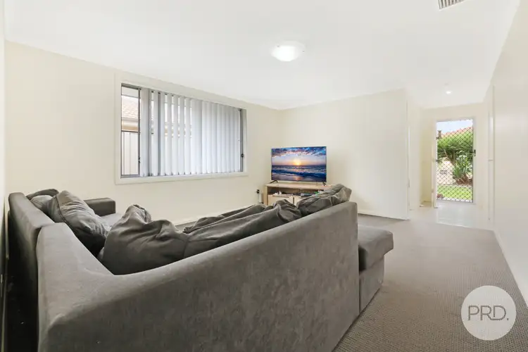 Sixth view of Homely house listing, 5 Rosehill Place, Tamworth NSW 2340