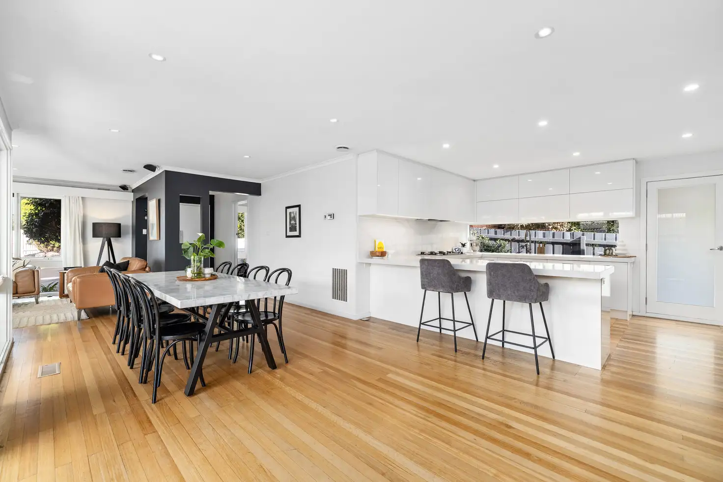 Main view of Homely house listing, 945 Ferntree Gully Road, Wheelers Hill VIC 3150