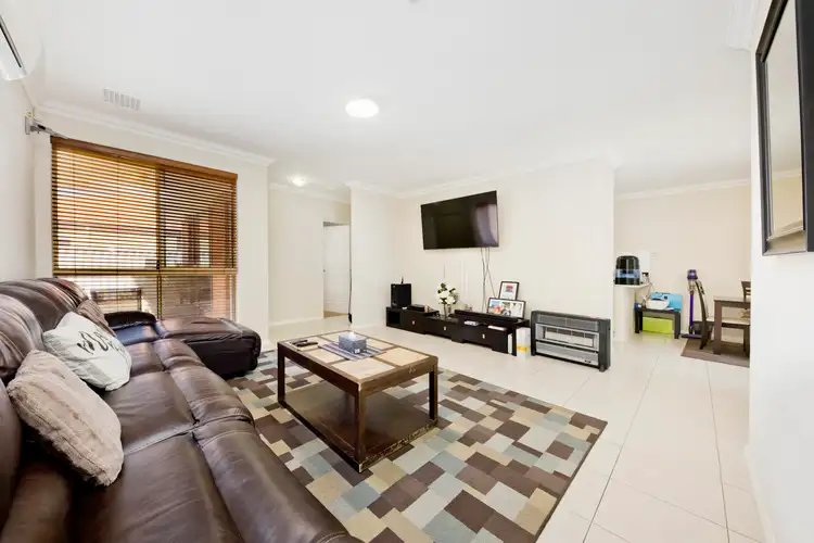 15b Cobham Avenue, Nollamara WA 6061