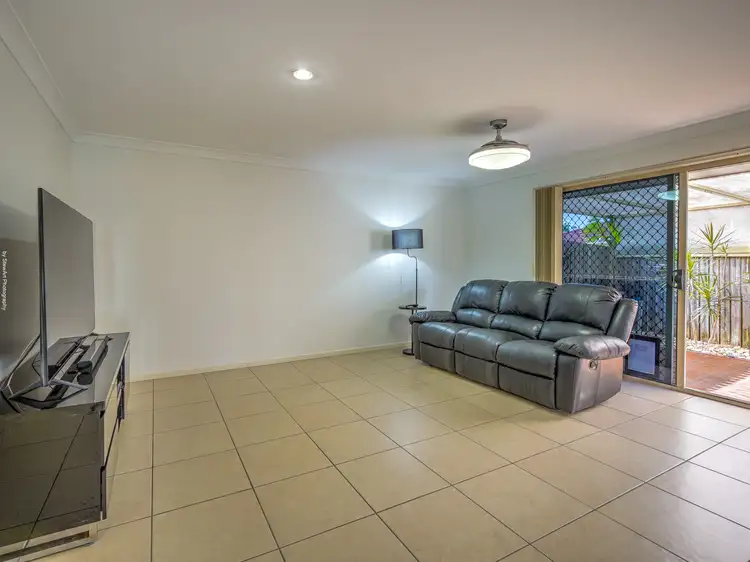 Fifth view of Homely unit listing, 2/9 Isis Court, Eli Waters QLD 4655