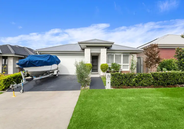13 Bottlebrush Drive, Calderwood NSW 2527