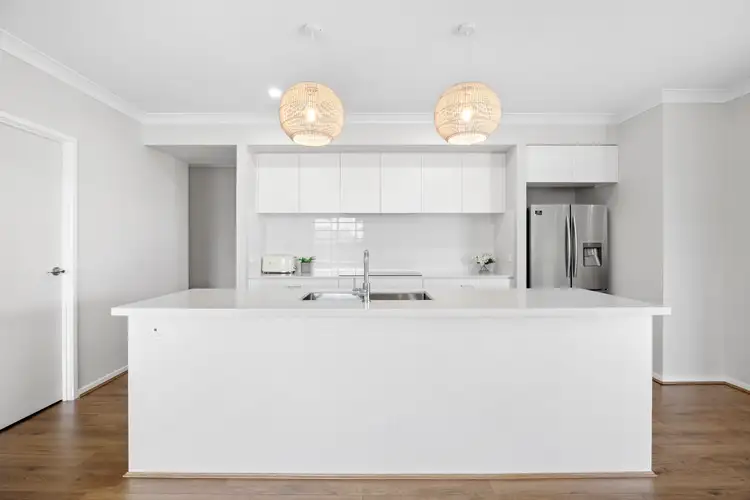 33 Skyline Circuit, Palmwoods QLD 4555