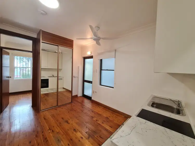 2/126 King Street, Newtown NSW 2042