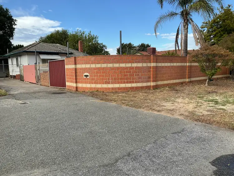 39 Grand Parade, Redcliffe WA 6104