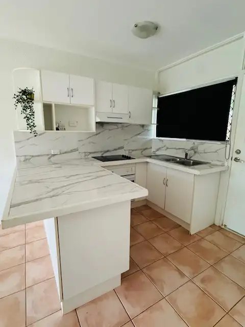 5/10 Havana Key, Broadbeach Waters QLD 4218