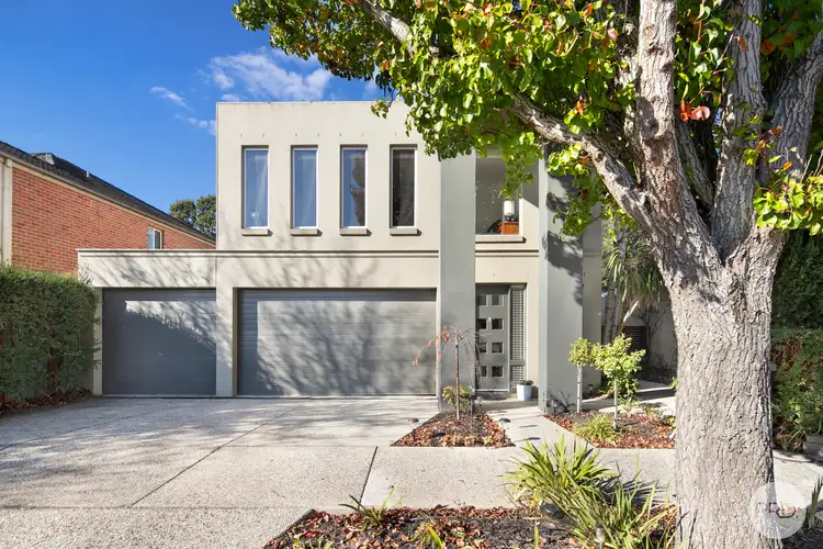 Main view of Homely house listing, 21 St Michaels Place, Lake Gardens VIC 3355