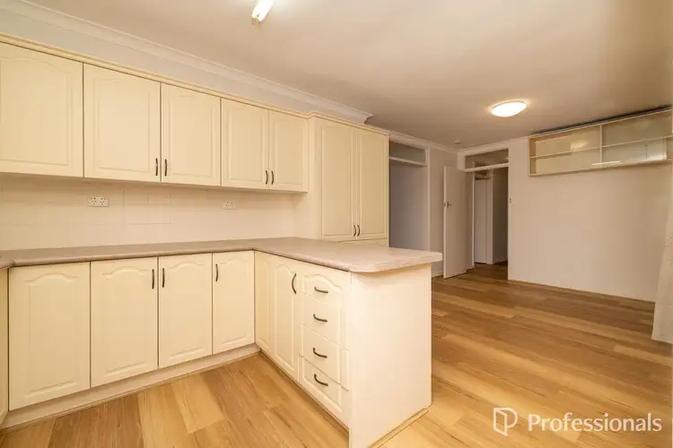 7 Banksia Road