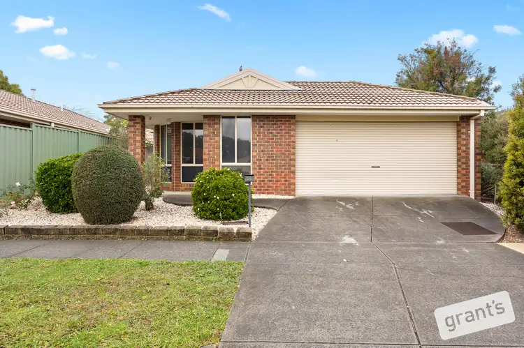 54 Emily Drive, Narre Warren VIC 3805