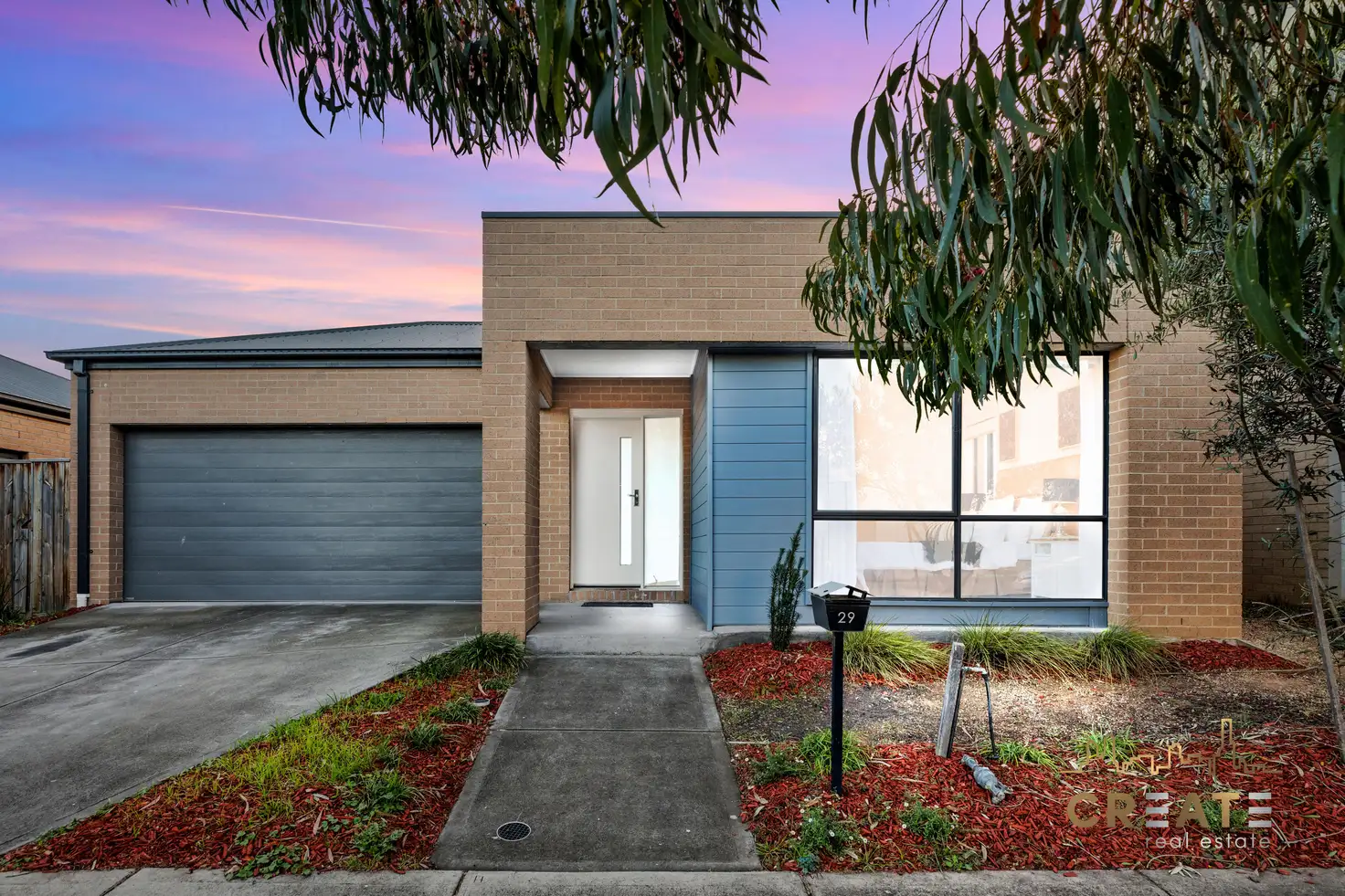 Main view of Homely house listing, 29 Queen Circuit, Sunshine VIC 3020