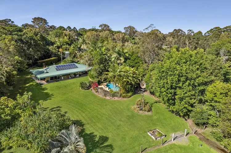 19 Anembo Place, Lake Macdonald QLD 4563