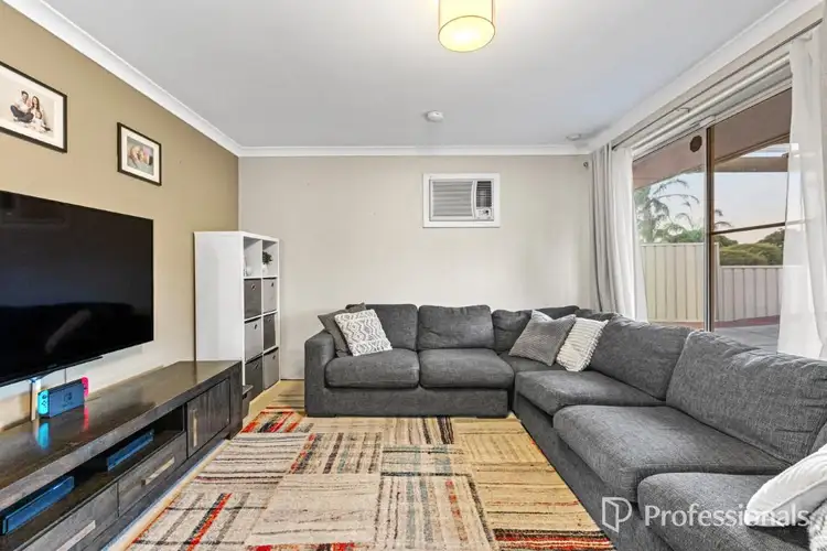 Fourth view of Homely house listing, 8 Freyler Court, Alexander Heights WA 6064